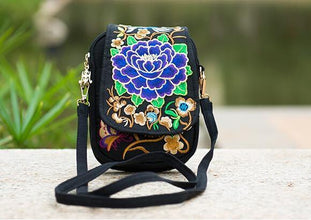 Boho Ethnic Embroidery Bag Vintage Embroidered Canvas Cover Shoulder Messenger Bags Women Small Coins Travel Beach Phone Purse - Fab Getup Shop